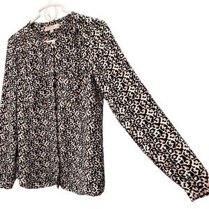 Ann Taylor Loft Animal Print Leopard Button Up Blouse Shirt size XS Round Neck